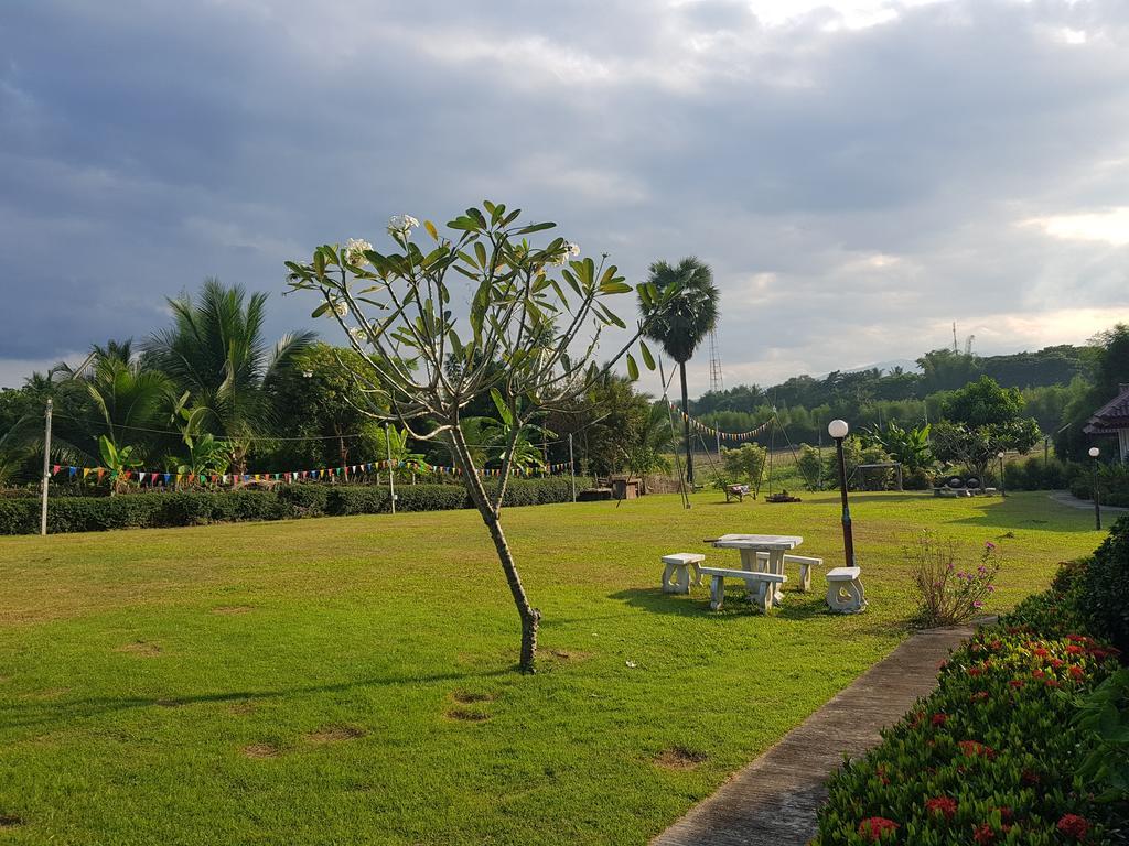 Mae Klang Banyen Hill Hotel เชียงใหม่ ภายนอก รูปภาพ