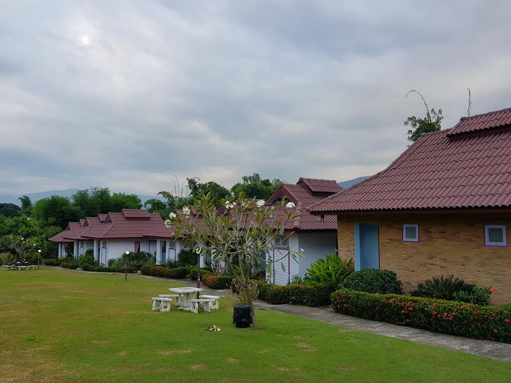 Mae Klang Banyen Hill Hotel เชียงใหม่ ภายนอก รูปภาพ